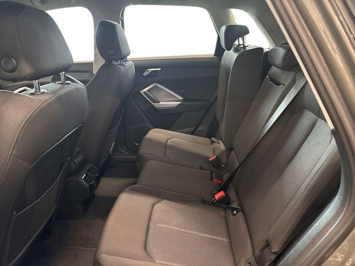 Audi Audi Q3 45 TFSI e — bild 19