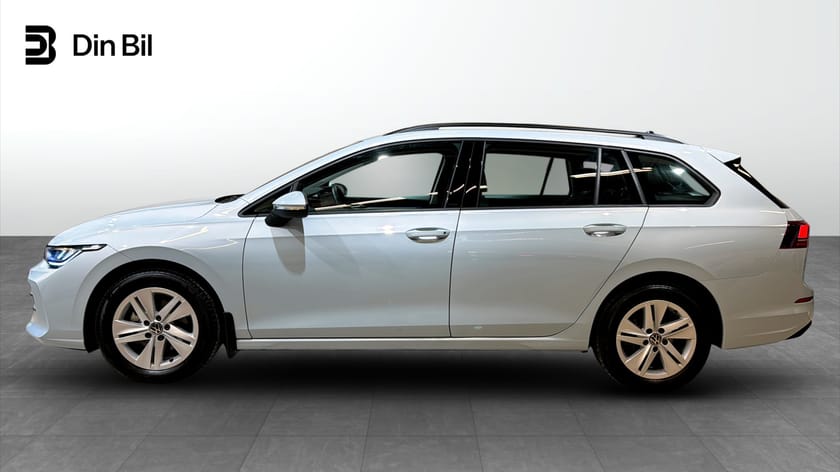 Bild 2 av Volkswagen Golf Sportscombi eTSI150 DSG Life Drag/Värmare
