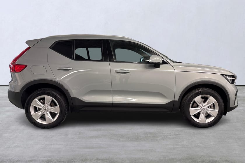 Bild 3 av Volvo XC40 B4 FWD Bensin Core SE