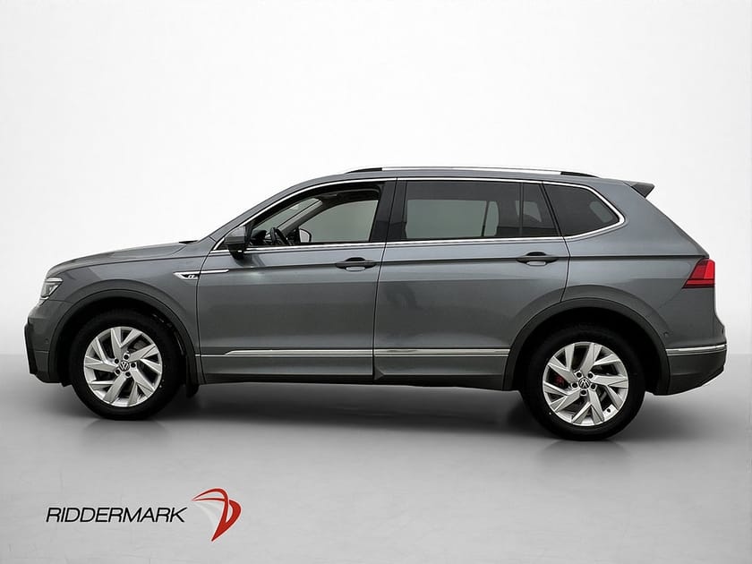 Bild 4 av Volkswagen Tiguan Allspace 7-sätes TDI 4M R-Line 7-sits Cockpit Värm