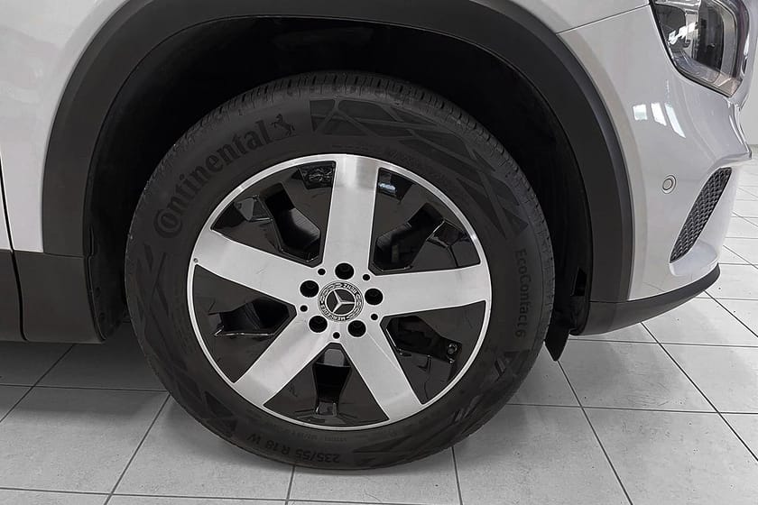 Bild 5 av Mercedes-Benz GLB 200 d 4MATIC 8G-DCT 7 sits Progressive Line