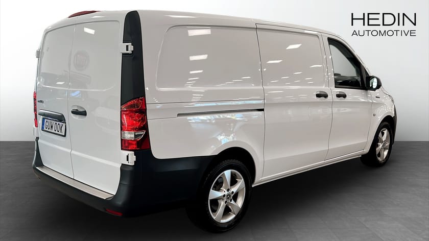 Bild 2 av Mercedes-Benz eVito 111 3.2t 112 skåp lång