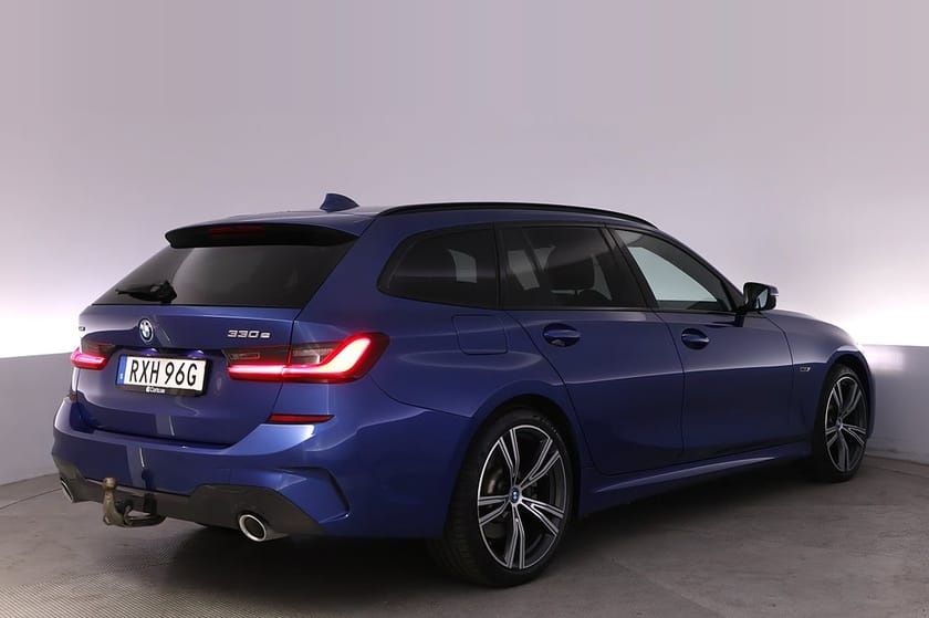 Bild 5 av BMW 330e xDrive Touring M Sport Drag Kamera Läder Navi