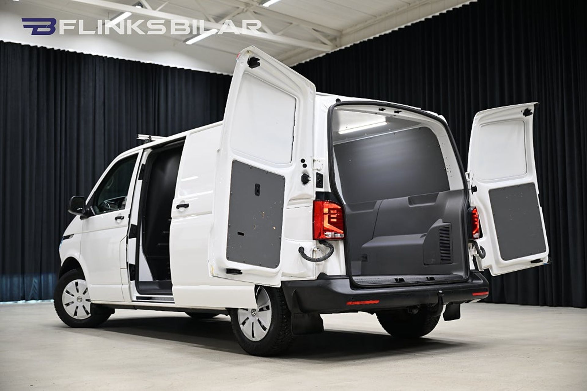 Volkswagen Transporter DSG 150HK L2 2021, bild 7/28