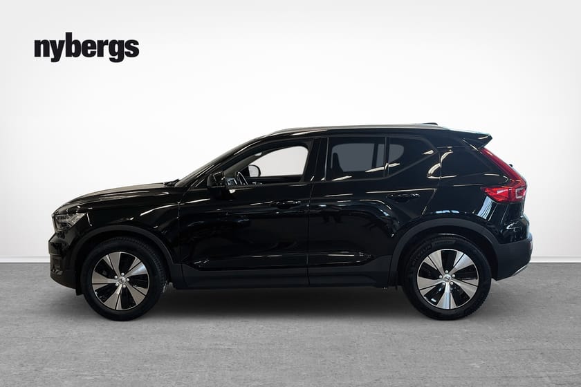 Bild 2 av Volvo XC40 B4 FWD Bensin Momentum Advanced Edt
