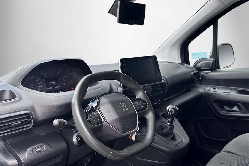 Bild 4 av Peugeot Partner Utökad Last L1 PRO+ 130HK | D-VÄRM | DRAG | KAMREMBYTT