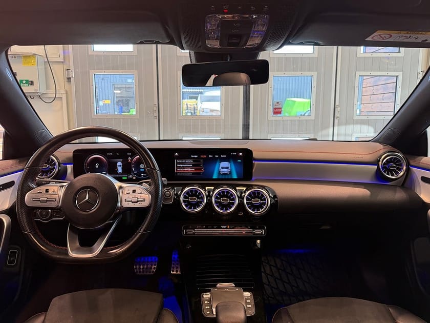 Bild 5 av Mercedes-Benz CLA 250 e Shooting Brake AMG Pano Drag Gps Värmare Ambient