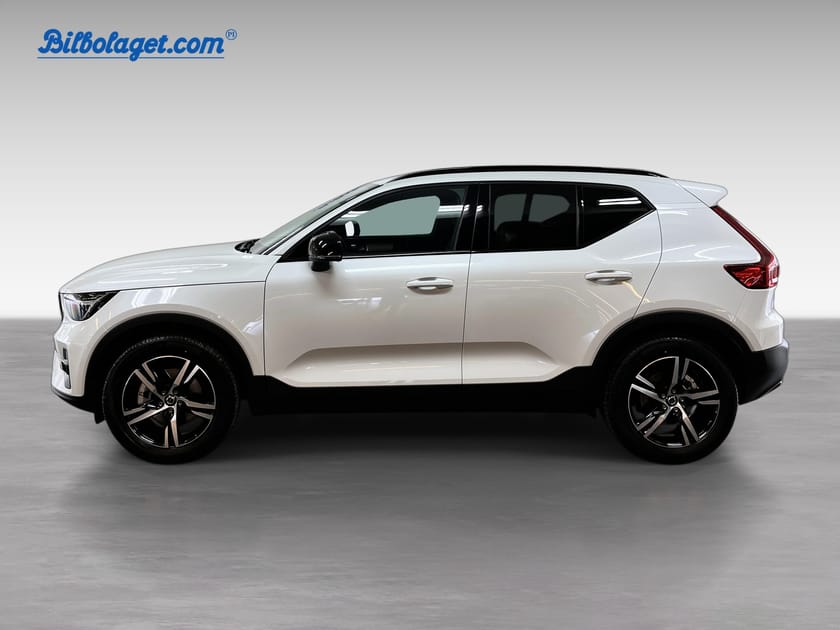Bild 2 av Volvo XC40 B4 FWD Bensin Plus Dark