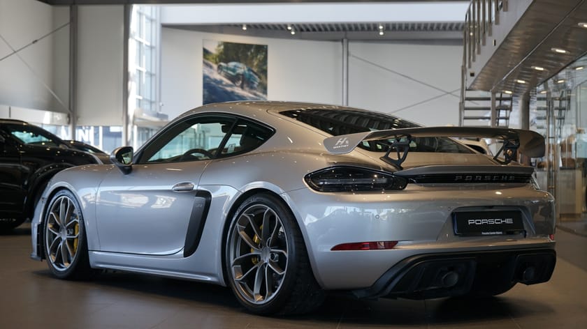 Bild 2 av Porsche 718 Cayman GT4 PDK Manthey