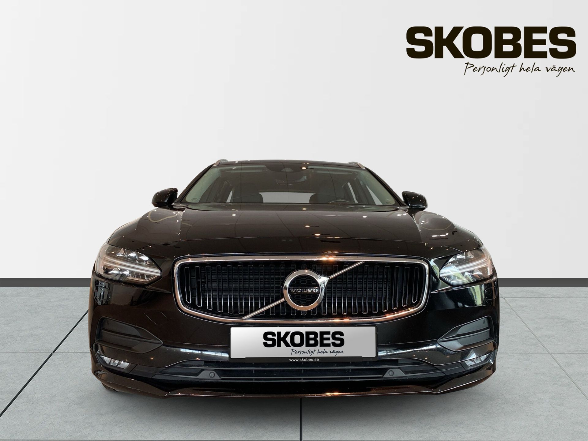 Volvo V90 D4 2019, bild 2/10