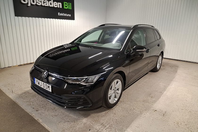 Bild 1 av Volkswagen Golf Sportscombi SC 1.5 eTSI DRAG/VÄRMARE/150 hk/LED/COCKPIT