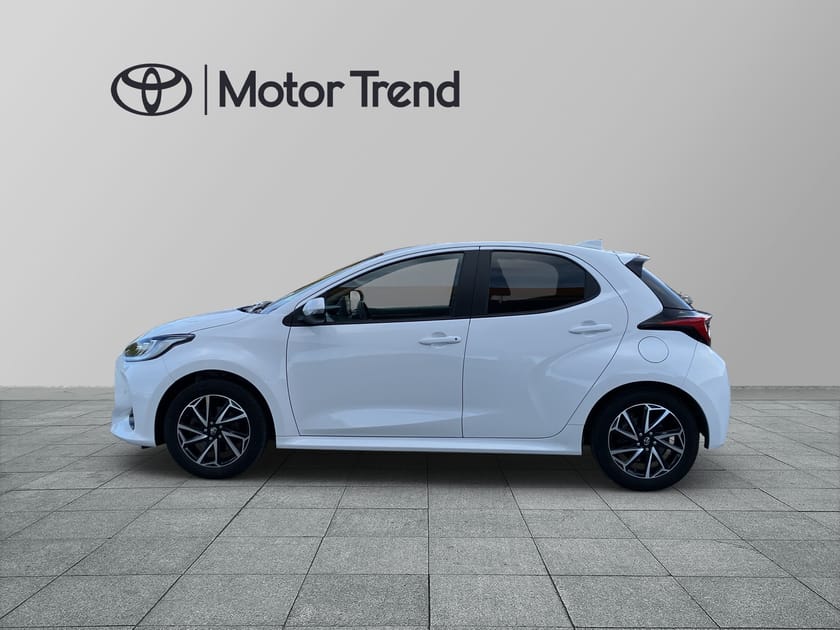 Bild 3 av Toyota Yaris Hybrid 1,5 5D ACTIVE PLUS P-SENSORER FRAM/BA