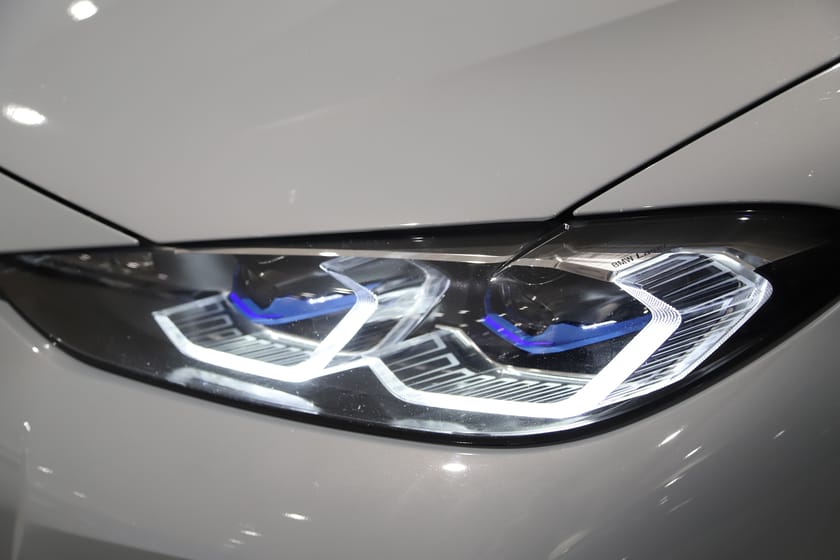 Bild 3 av BMW i4 M50 xDrive Gran Coupé / Laser / HUD / HK / Elstolar