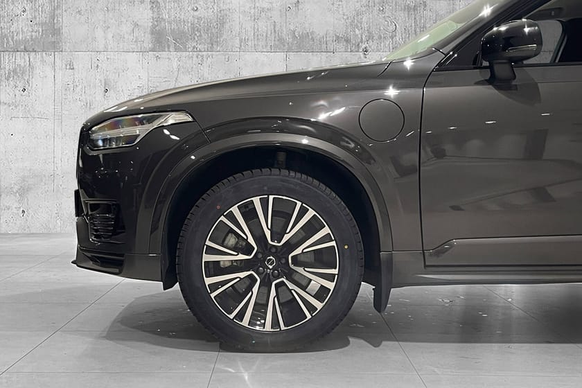Bilde 4 av Volvo XC90 7 Seats Recharge T8 Plus Dark SEMI.EL.HF|20"|H&K|TONEDE