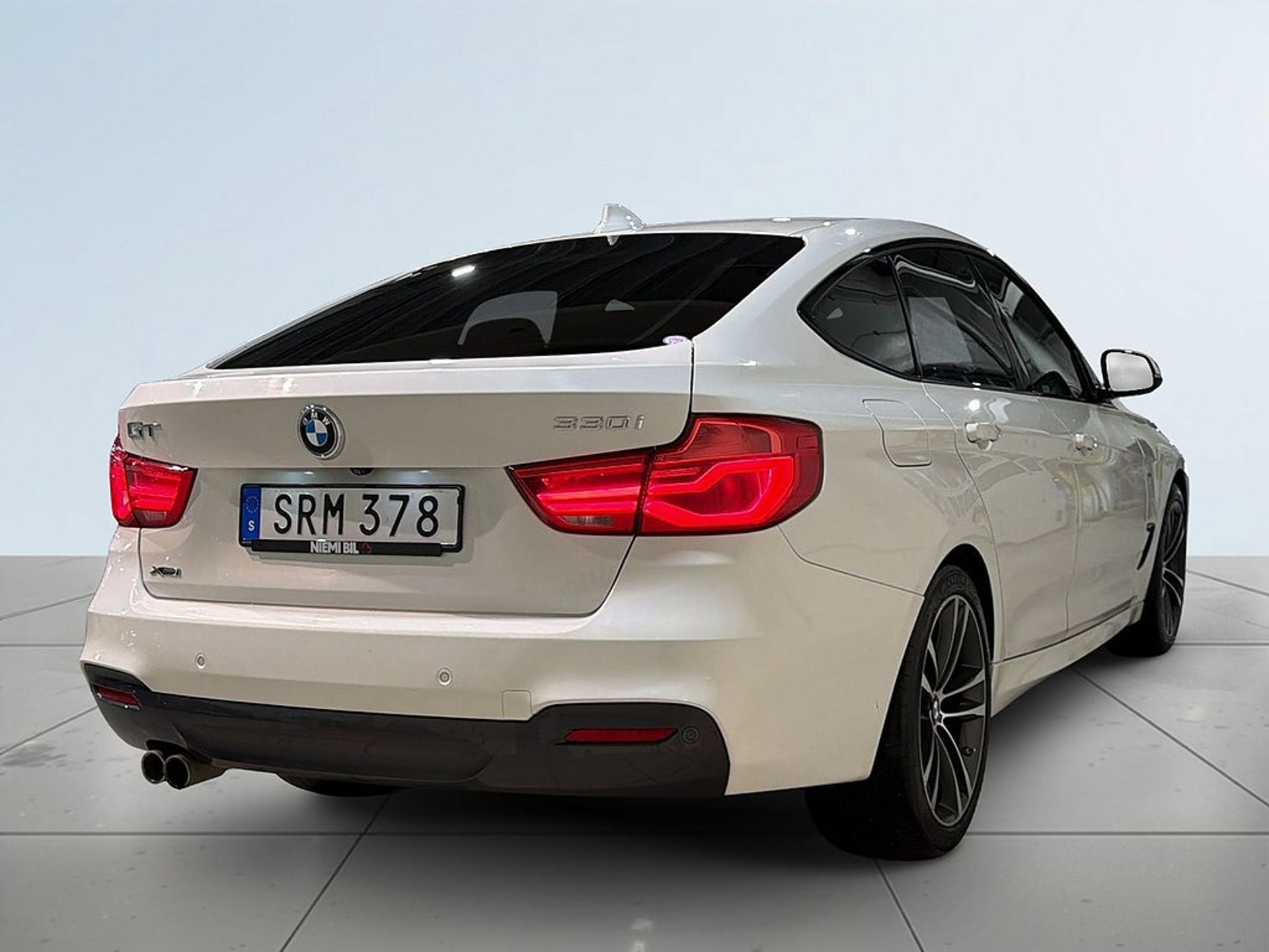 BMW 330 2018, kuva 6/10