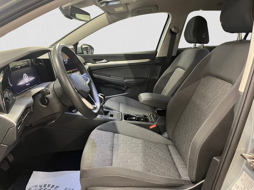 Bild 5 av Volkswagen Golf Sportscombi 1.5 TSI 150 HK Drag Kamera