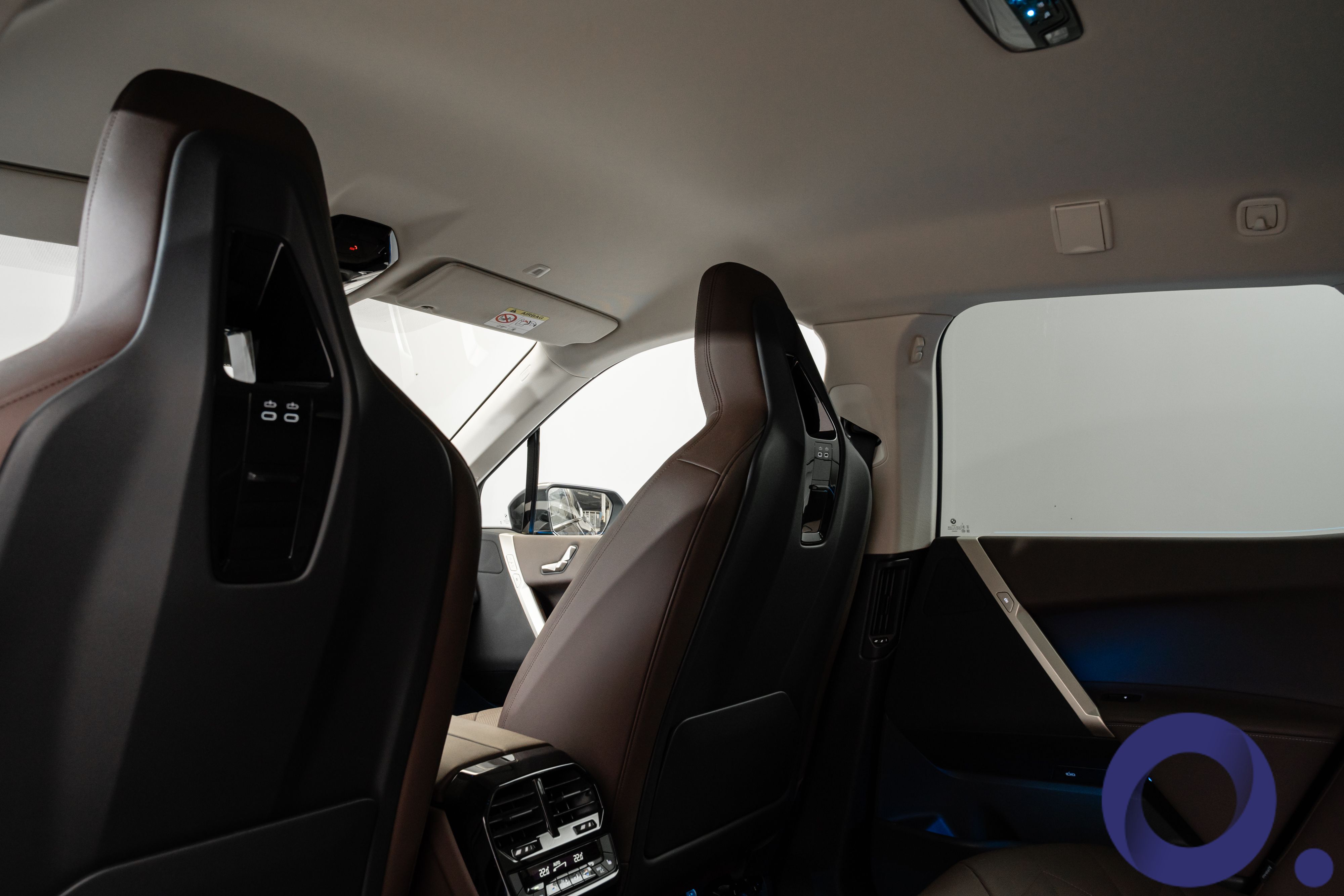 BMW iX xDrive40, 326ps, 2022