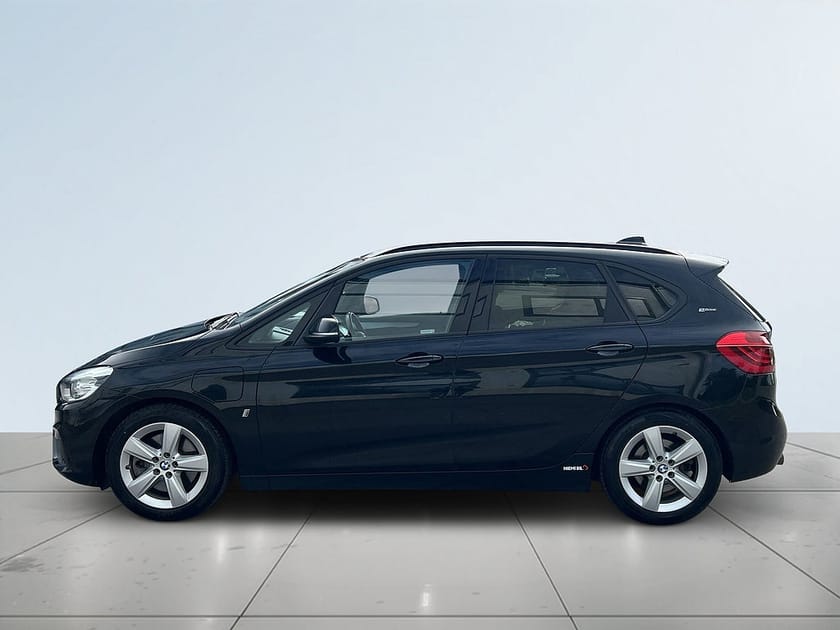 Bild 4 av BMW 225xe Active Tourer Steptronic Advantage SoV/Psens/Navi/HuD