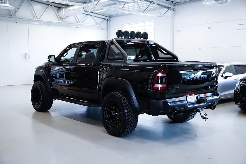 Bild 3 av RAM 1500 TRX TorqueFlite, 711hk, 2022