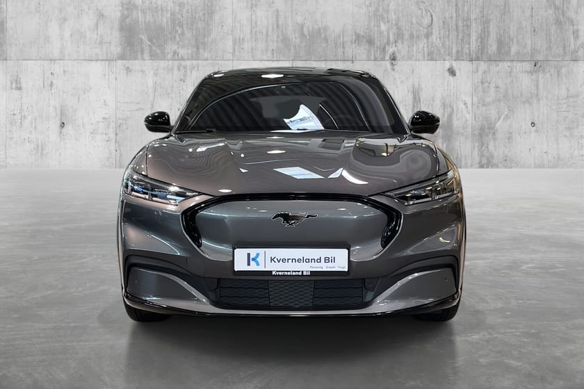 Bilde 2 av Ford Mustang Mach-E Long Range AWD LR Skinn ACC Panorama Hengerfeste B&O Carplay