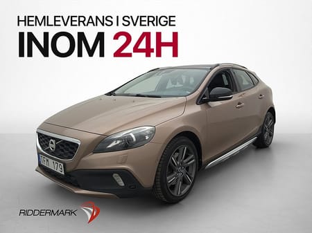 Volvo V40 Cross Country T4 AWD Momentum Panorama Navi Skinn