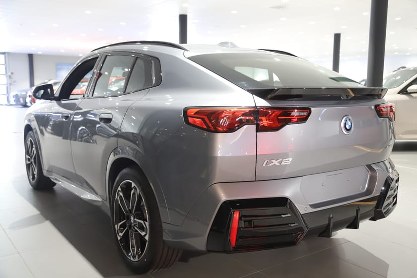 Bild 5 av BMW iX2 xDrive20 xDrive 30e M Sport / Rattvärme / Businesspris*