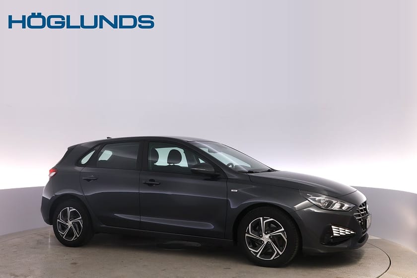 Bild 2 av Hyundai i30 1.0 T-GD MHEV Essential V-hjul