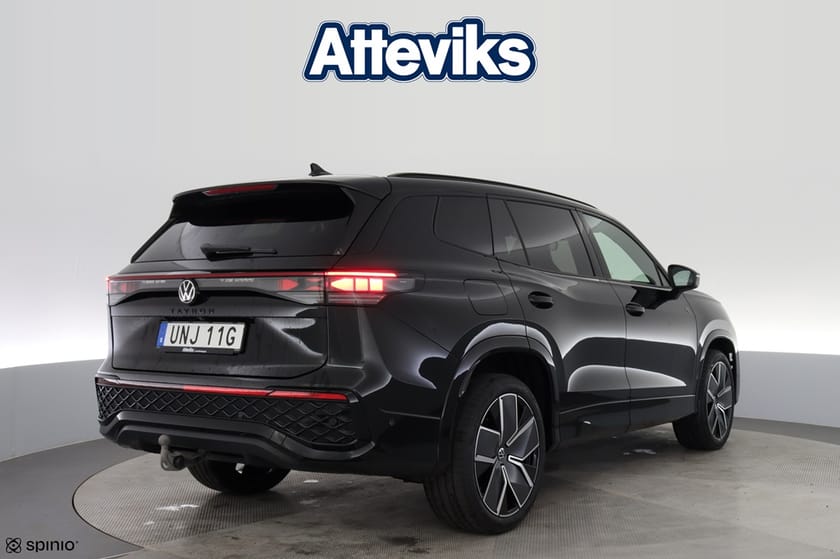 Bild 3 av Volkswagen Tayron 7-seater R-LINE 2.0 TDI 4MOTION 193hk DSG *Black style*
