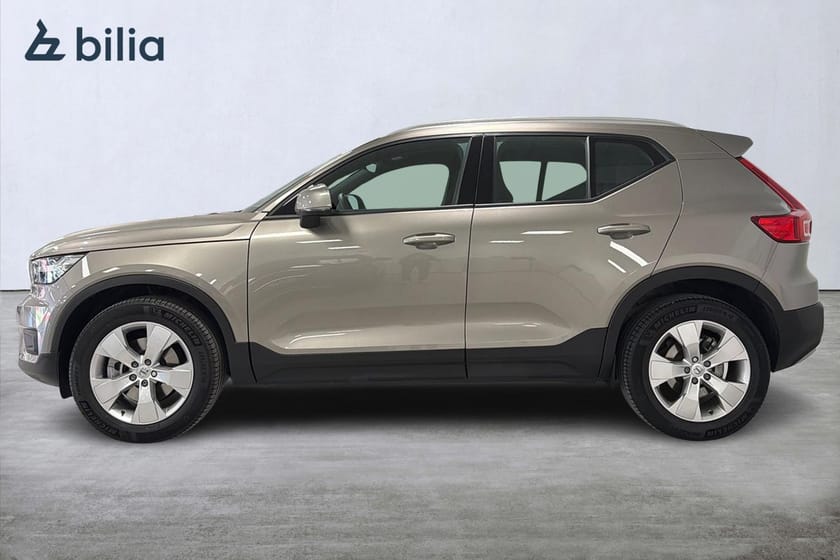 Bild 3 av Volvo XC40 B4 AWD Bensin Mom Adv Navi Pro Edt