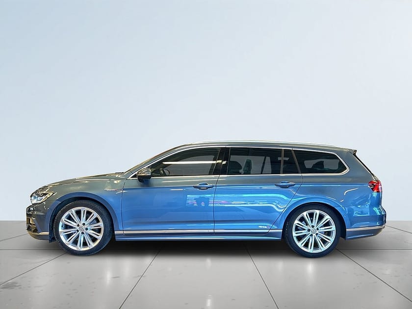 Bild 4 av Volkswagen Passat Sportscombi 2.0 4Motion GTR Sov-däck/Drag/Kamera/1 Ägar