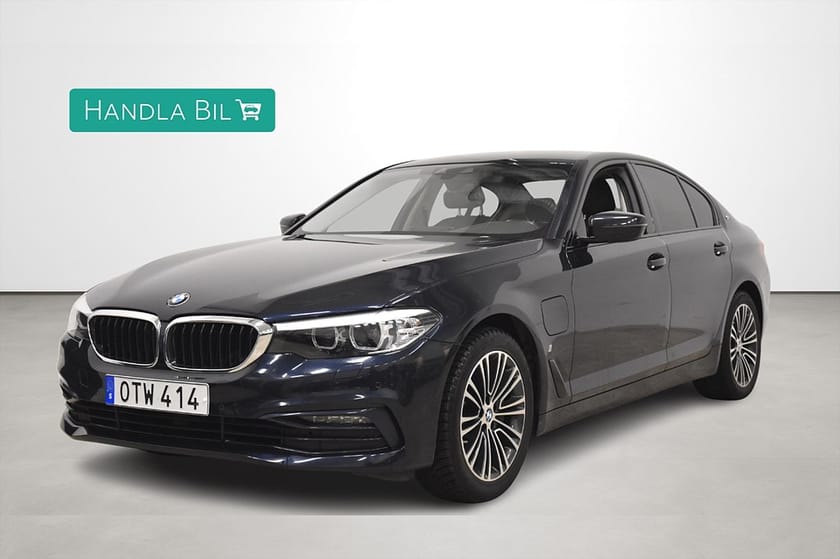 Bild 1 av BMW 530e iPerformance Sedan Sport Line Rattv B-Kam Navigation