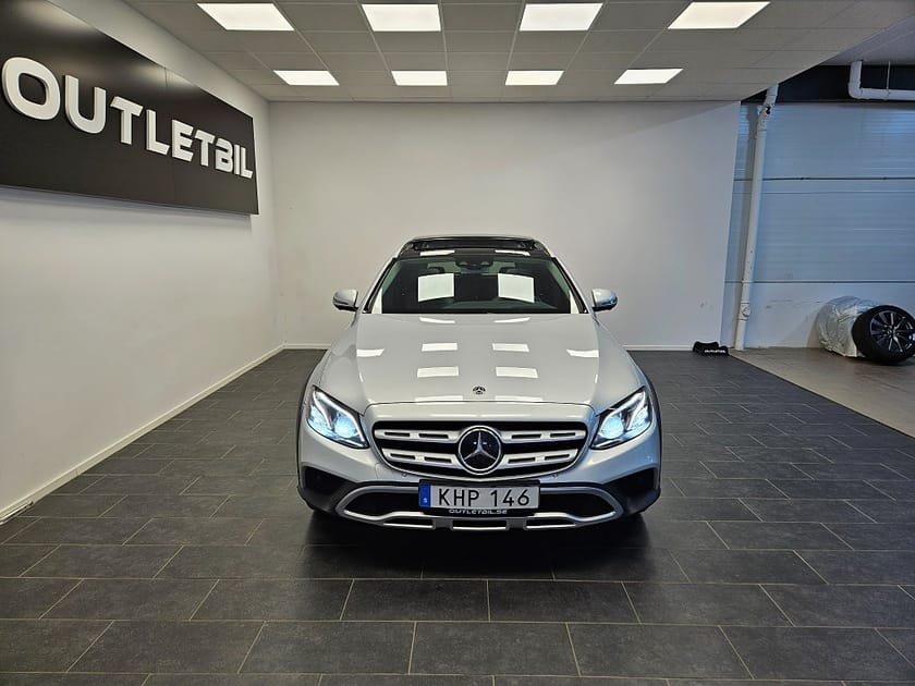 Bild 5 av Mercedes-Benz E 220 d 4MATIC All-Terrain 220d Läder Panorama Värmare Drag 1äg