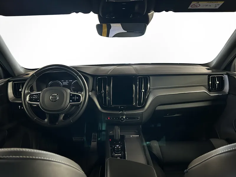 Bild 8 av 16 – Volvo XC60 T8 AWD Recharge Polestar Engineered TE R-Design