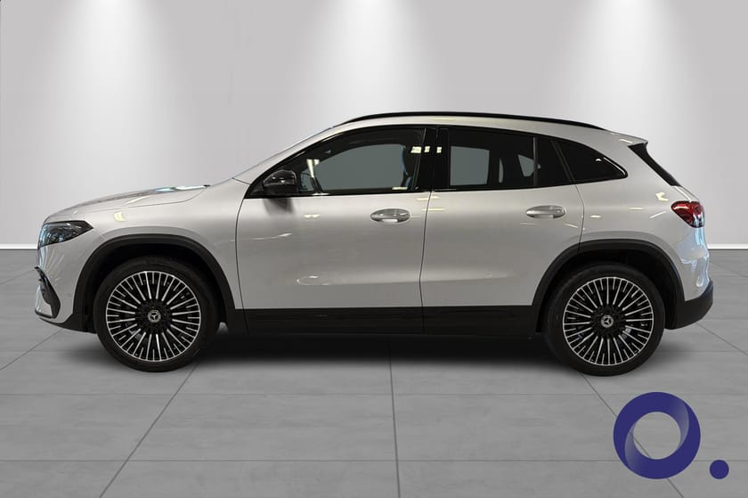 Bilde 2 av Mercedes-Benz EQA 300 4MATIC AMG Edition | DISTRONIC, MEMORY, PANORAMA, 360+