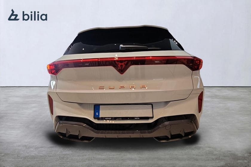 Bild 4 av CUPRA Terramar e-Hybrid 204HK / Drag / Värmare