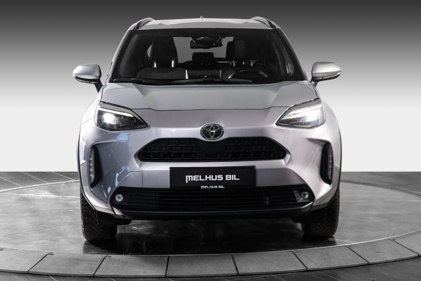 Bilde 2 av Toyota Yaris Cross Hybrid AWD-i | KOMPAKT SUV MED LAVT FORBRUK