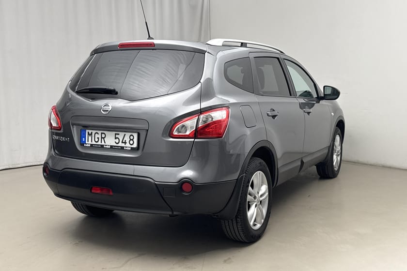 Bild 3 av Nissan Qashqai+2 2.0 4x4 (140hk) GPS Backkamera Pano