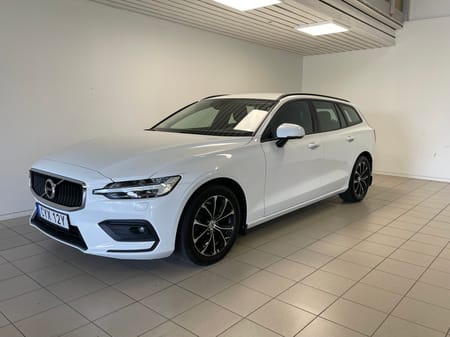 Volvo V60 D4 AWD Momentum SE II Drag Nav Backkamera