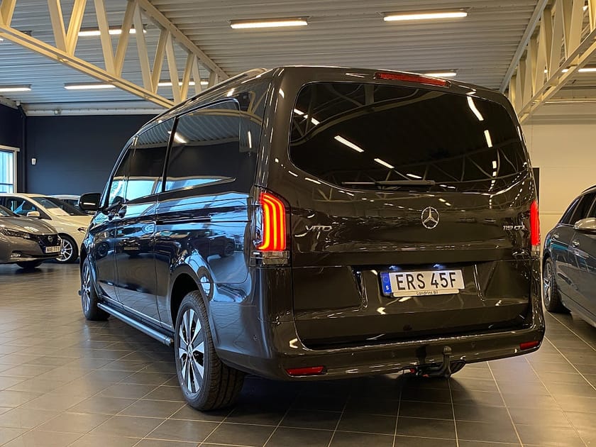 Bild 5 av Mercedes-Benz Vito Tourer 119 CDI 4x4 3.2t Mixto ex. lång  SELECT demo