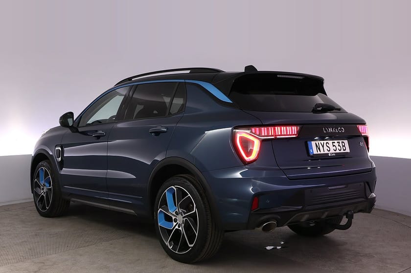 Bild 4 av Lynk & Co 01 PHEV Pano 360 Adap Farth Infinity BLIS Drag
