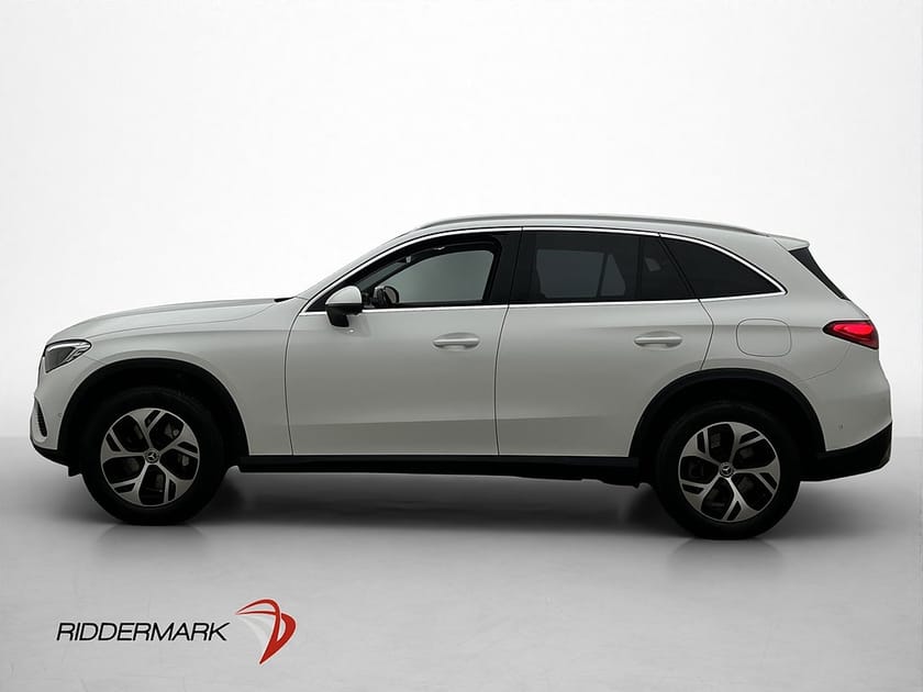 Bild 5 av Mercedes-Benz GLC 300 e 4MATIC 4M Kamera Värmare Skinn CarPlay Drag
