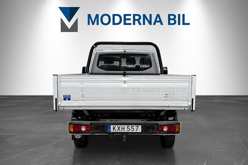 Bild 4 av Volkswagen Transporter Chassi Cab T30 2.0 TDI 140hk Tipflak Dvärm Drag Nyserv-+Nybes Moms