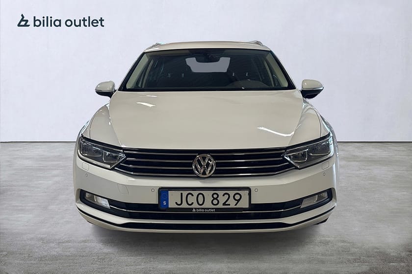Bild 3 av Volkswagen Passat Sportscombi 2.0 TDI Backkamera / Drag / Värmare