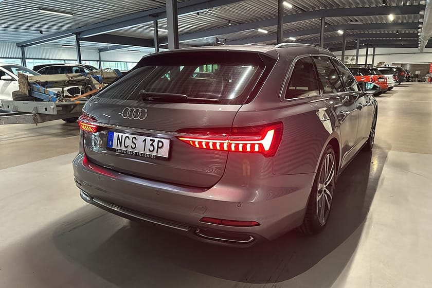Bild 4 av Audi A6 Avant 40 TDI quattro Q S-Line 360° Värmare Matrix Cockpit Drag