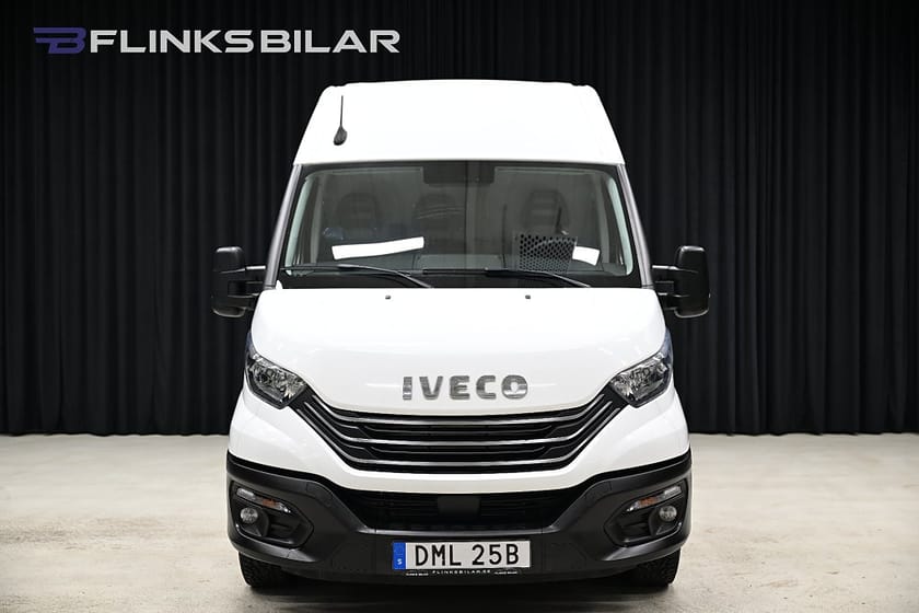 Bild 5 av Iveco Daily 35-140 Van 136HK Automat|Drag|Webasto|3.5ton-Dragvikt|Moms