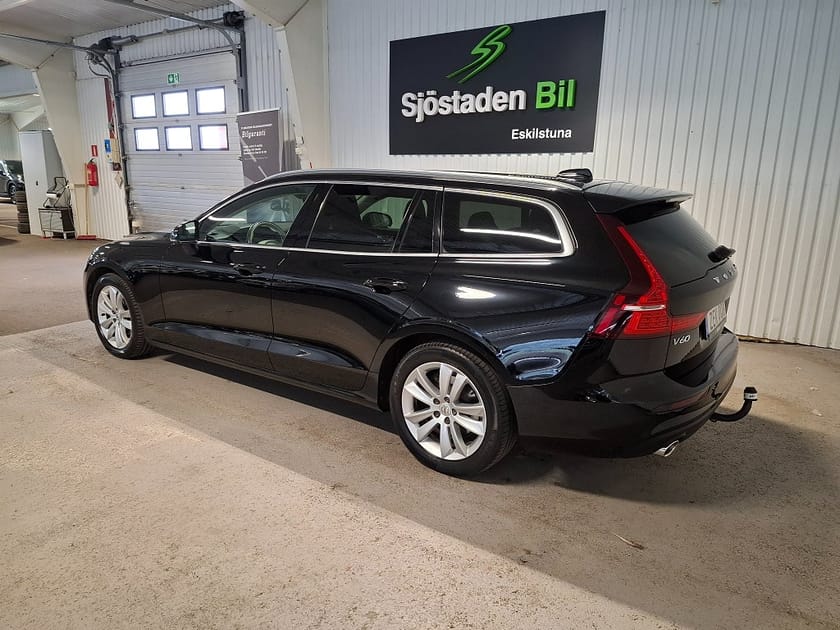 Bild 5 av Volvo V60 D4 Aut Momentum Led Drag Värmare Sportstolar Läder