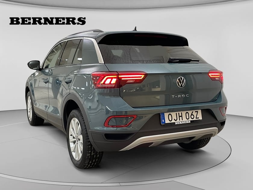 Bild 3 av Volkswagen T-Roc !50TSI DSG / Backkamera / Assistanspkt / Edition /