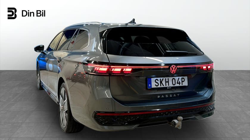Bild 3 av Volkswagen Passat Variant eHybrid DSG Edition/R-Line/Pano/Drag