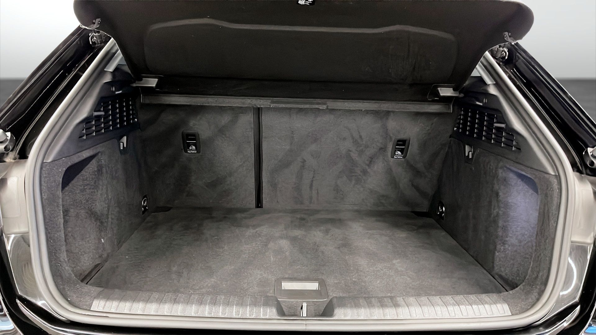 Audi A3 2024, bild 7/10