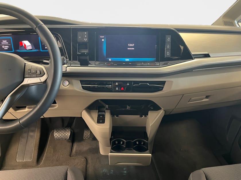 Bild 3 av Volkswagen Multivan 2.0 TDI 150hk *7-sits/Dragkrok/Backkamera*